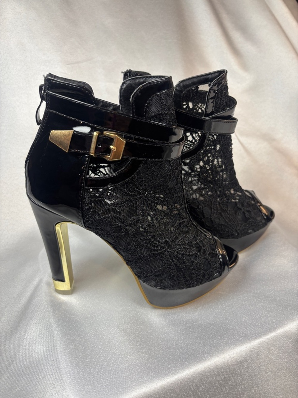 Women's Black Lace Peep-Toe Ankle Heels with Patent Trim Size 7